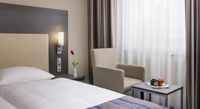 IntercityHotel Ingolstadt Esterno foto